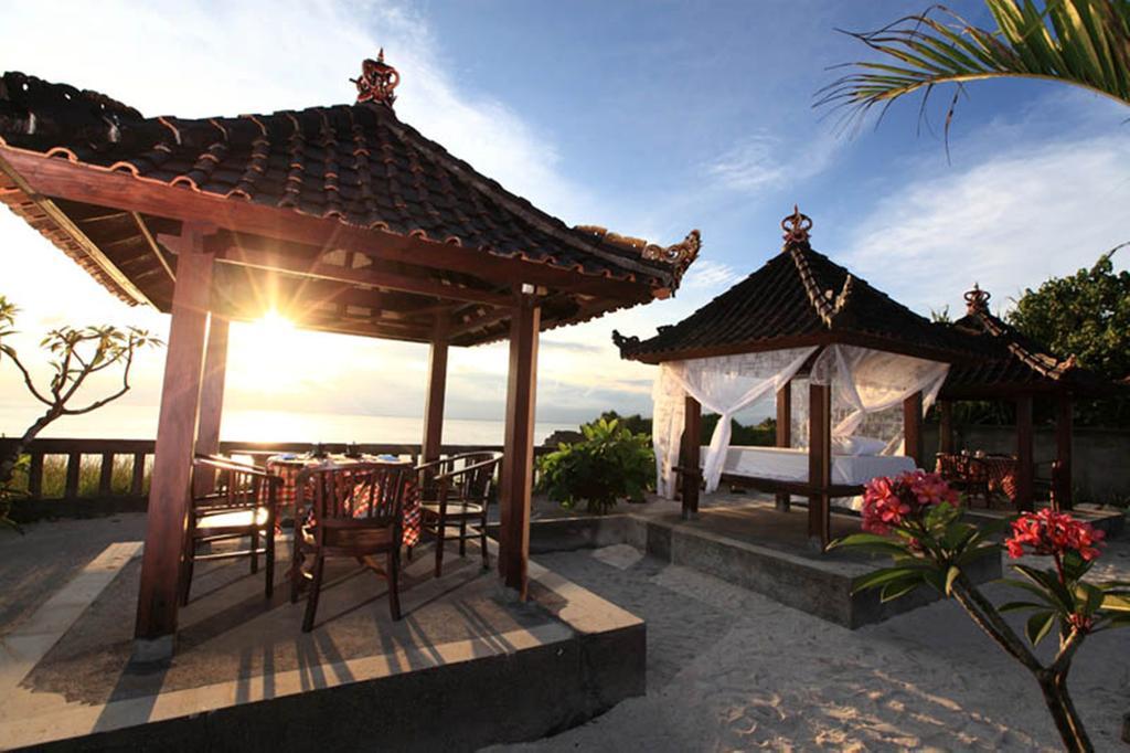 Dodol Lembongan Cliff Sunset Hotel Exterior photo